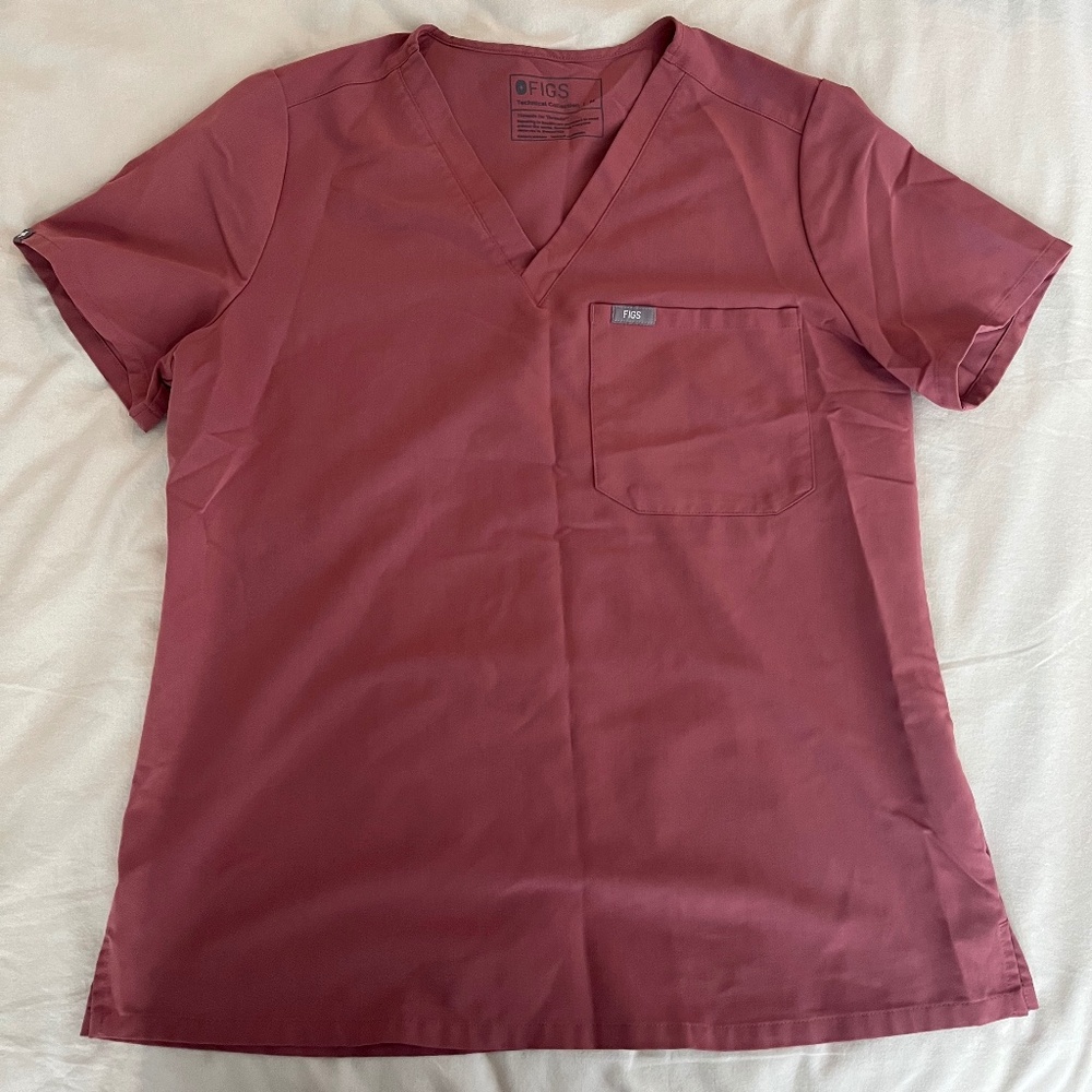 FIGS Catarina One-Pocket Scrub Top in Mauve